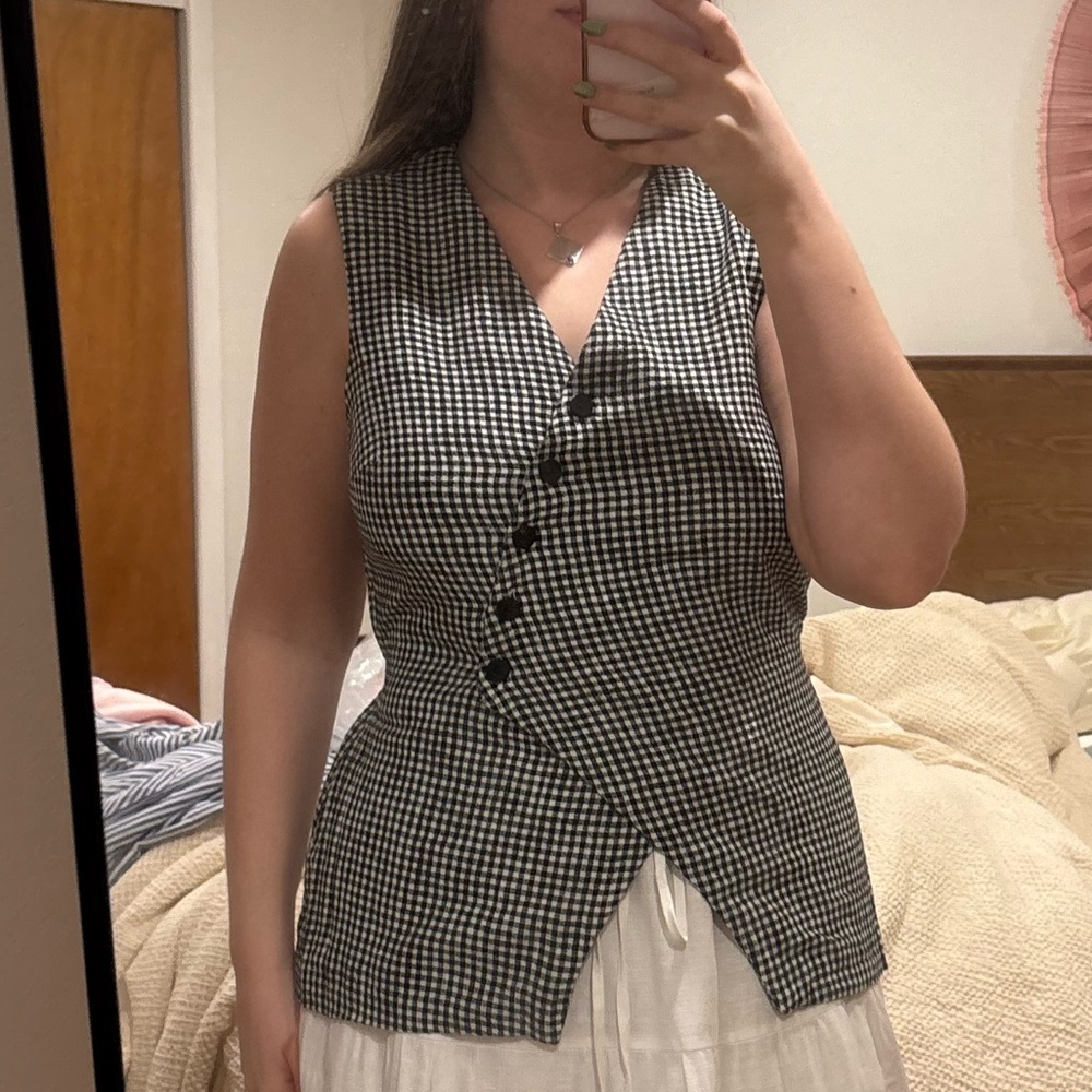 Chic Checkered Vest - image 1